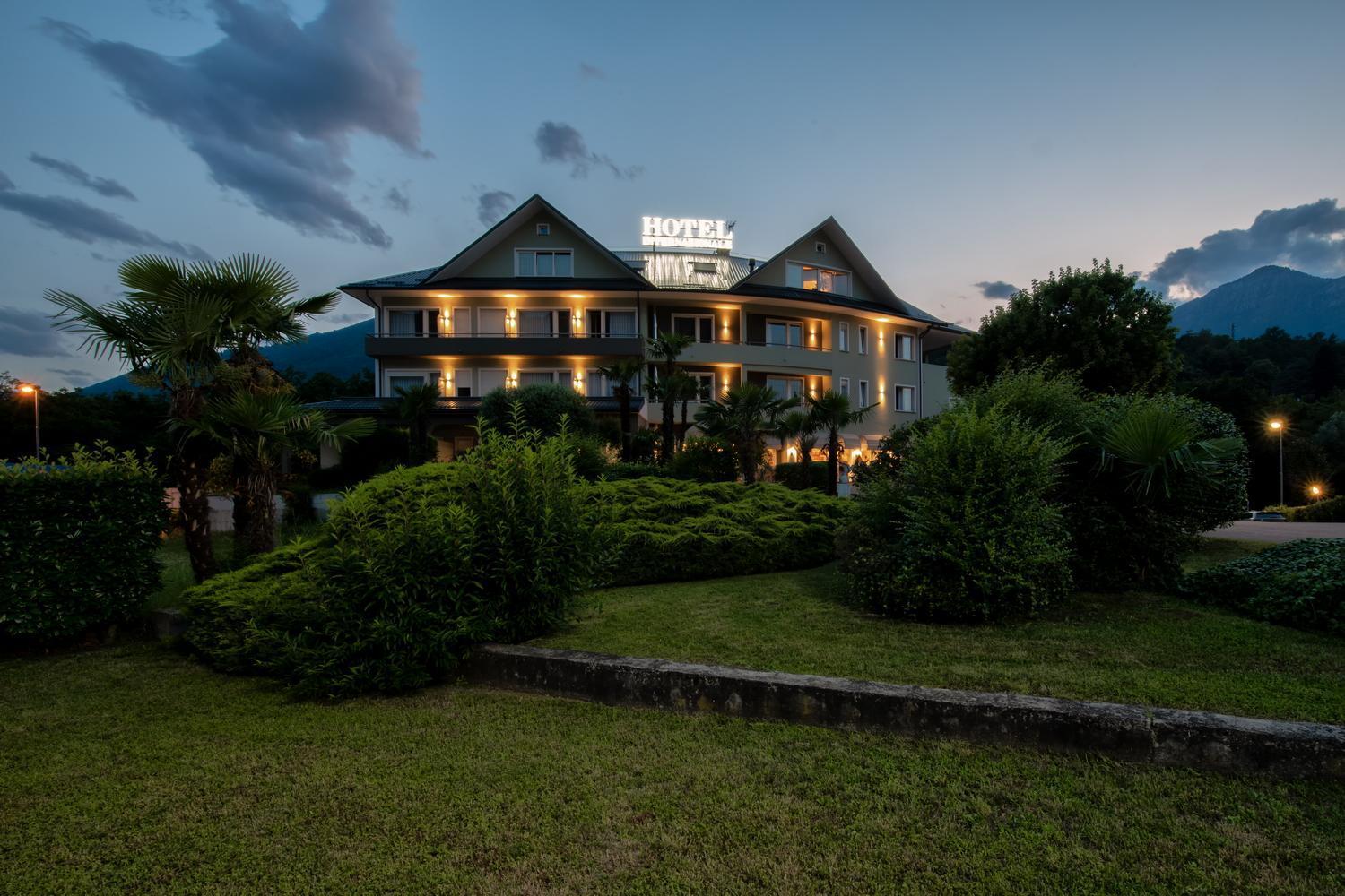 Hotel Internazionale Domodossola Buitenkant foto