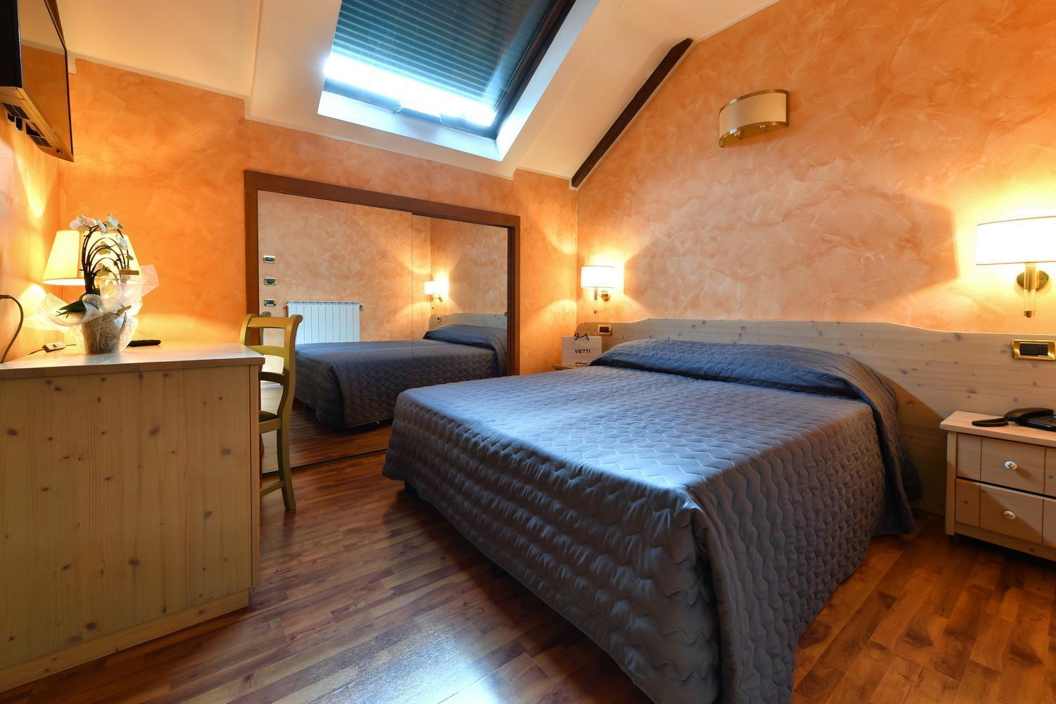Hotel Internazionale Domodossola Buitenkant foto