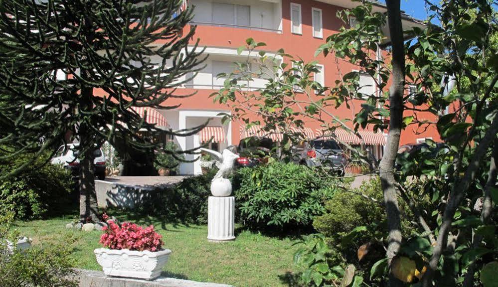 Hotel Internazionale Domodossola Buitenkant foto